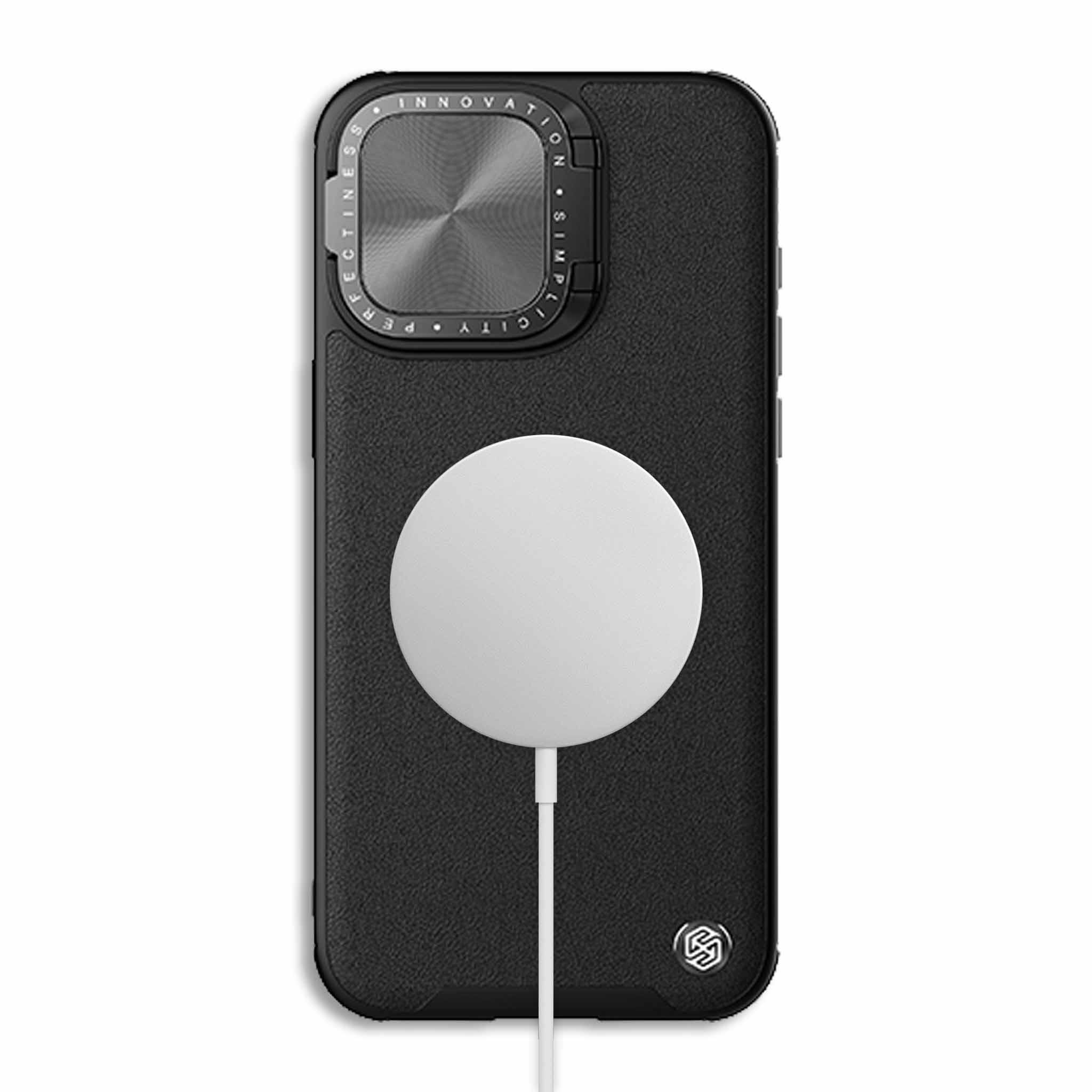 iPhone 15 Pro Max (6.7) / Leather Black